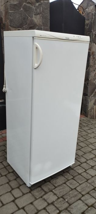 Морозилка Морозильна камера