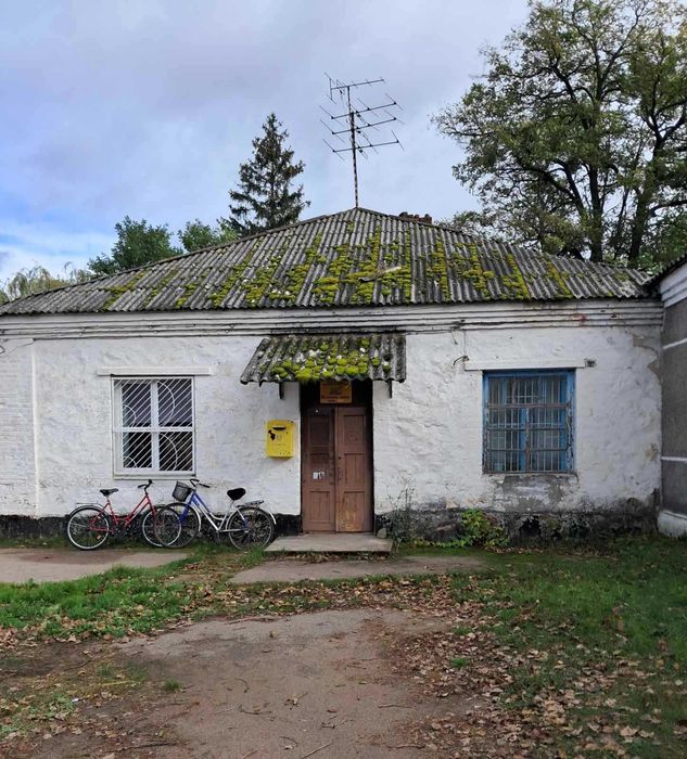 Частина нежитлової будівлі, площею 131,5 м.кв., Житомирська обл.