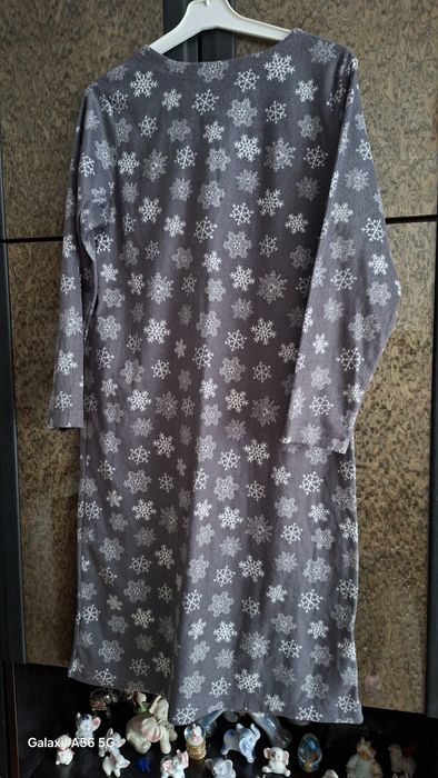 Ciepła koszula nocna 12/14.