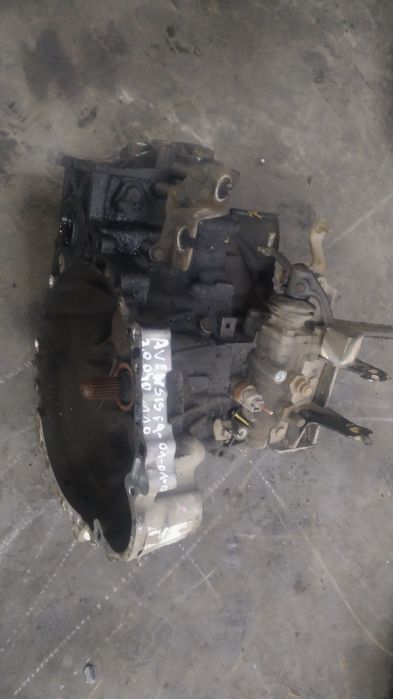 ) Avensis T25 skrzynia biegów 2.0 D4D F9