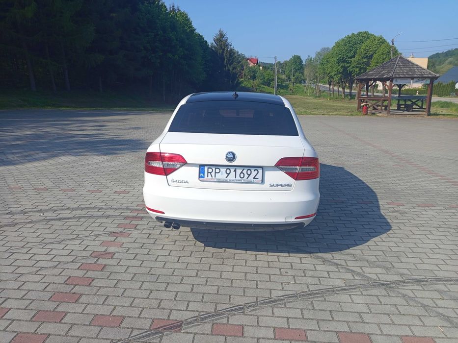 Sprzedam samochód osobowy Skoda superb