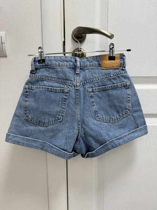 Шорти Bershka