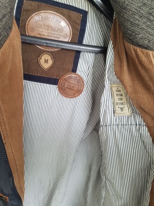 Piękna  damska kurtka  Naketano