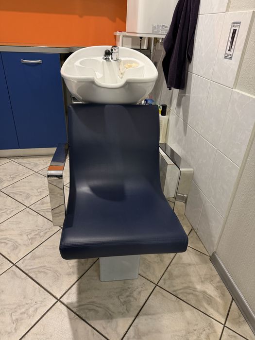 Меблі для салону краси