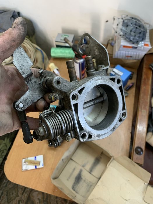 Дросельная заслонка м50б25