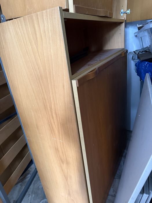 Movel madeira com cama single embutida