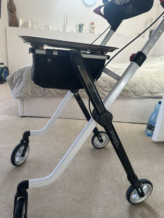 Chodzik dla  seniora  ( jak nowy)