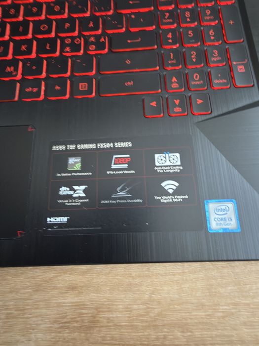 Asus   FX504.