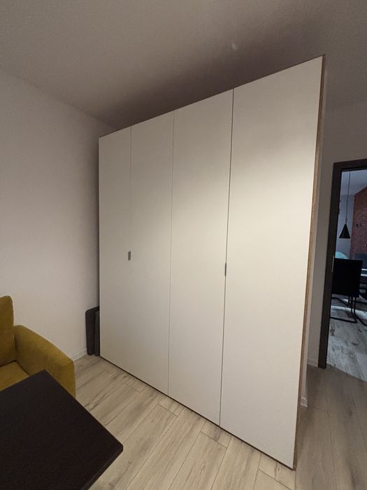 Szafa 4-drzwiowa SIMPLE VOX biała