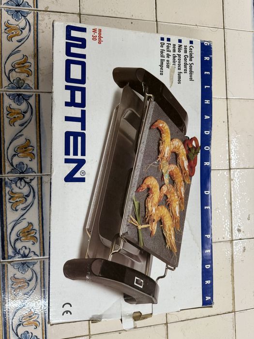 Grelhador carvao e grelhador de pedra