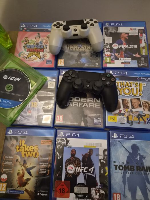 Ps4 Pro ,2 pady/10 gier
