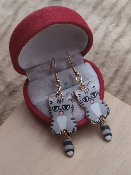Piękne kolczyki kotki kolczyki koty szare kolczyki kot bigle kociara