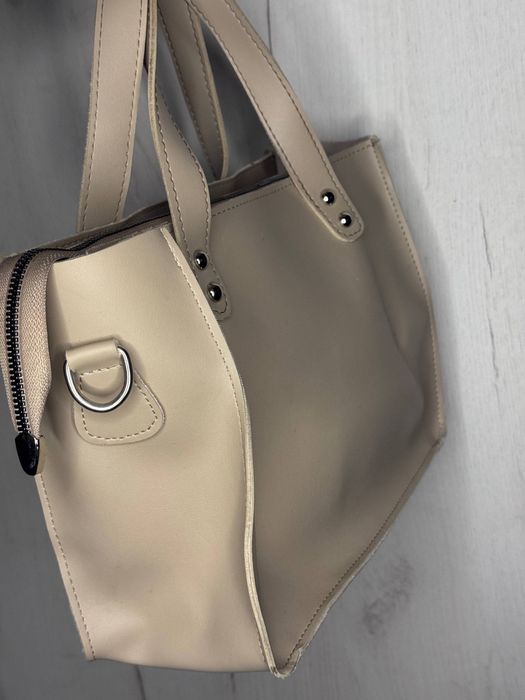 Сумочка жіноча