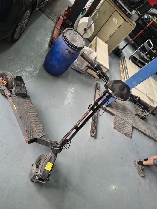 Trotinete KUKIRIN G4