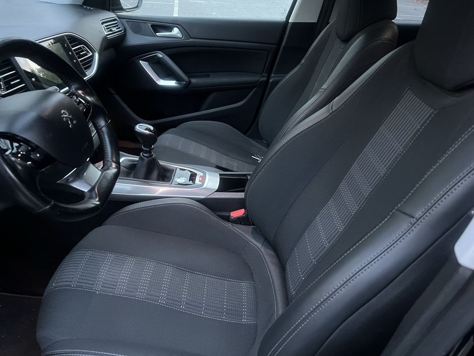 Peugeot 308 hdi 1.5   poucos kilometros