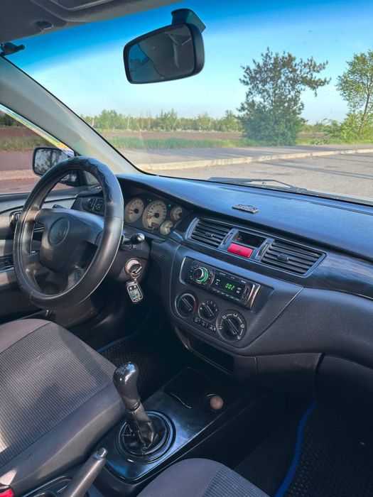 Продам Mitsubishi Lancer 9 в отличном состоянии