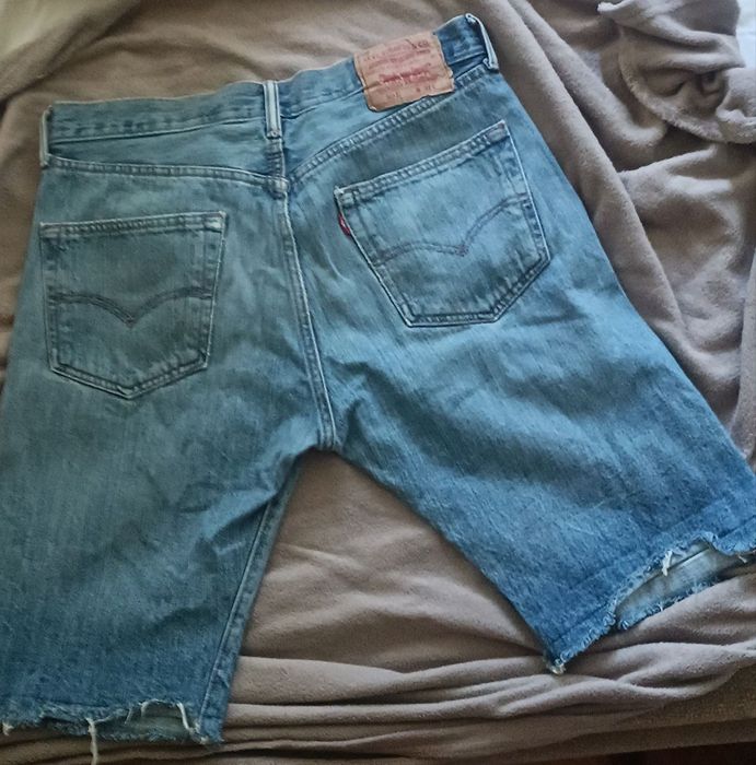 Нові шотри Levi's