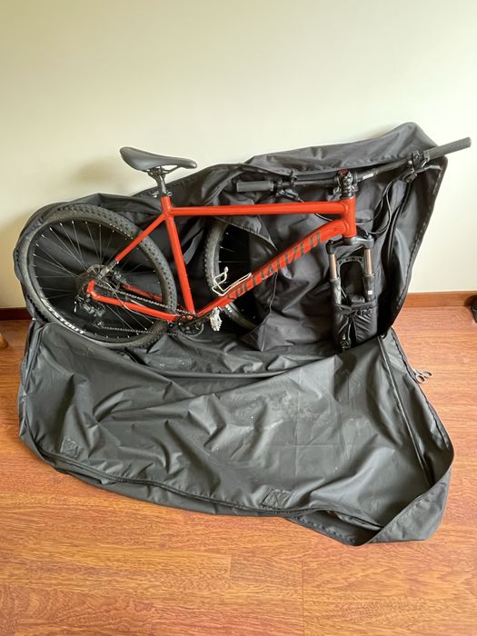 Bicicleta Specialized Rockhopper Comp 29, modelo 2022/2023