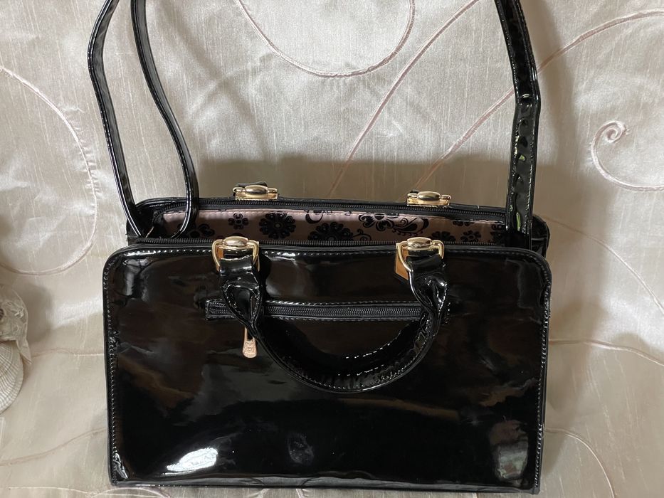 Nowa elegancka torebka damska