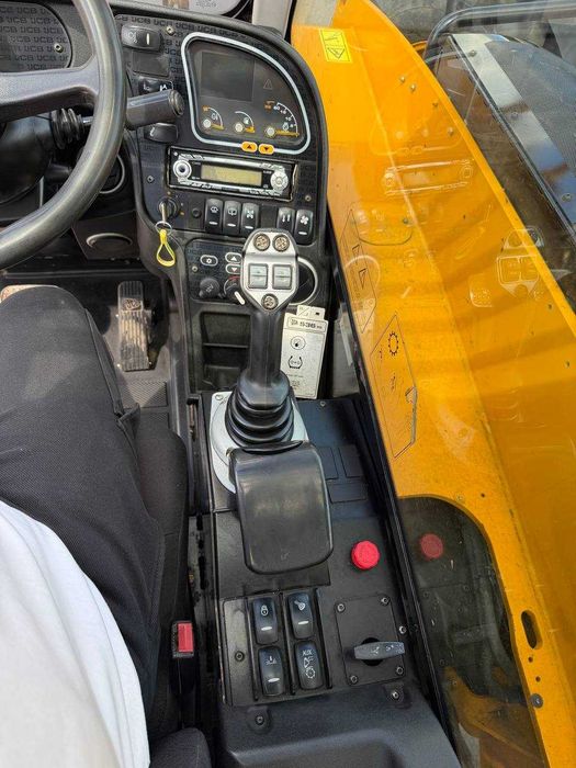 Продам навантажувач JCB 536-70 Agri super