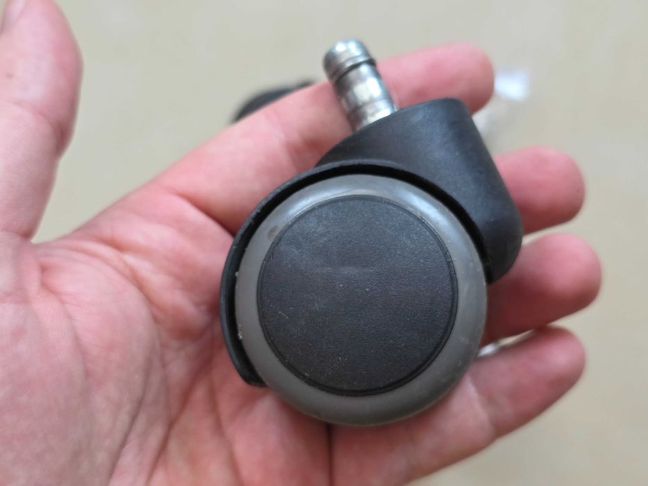 Колеса для крісла, комп'ютерного стула, кресла