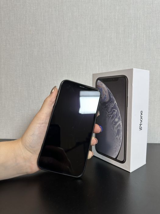 iPhone XR 128 GB Space Gray