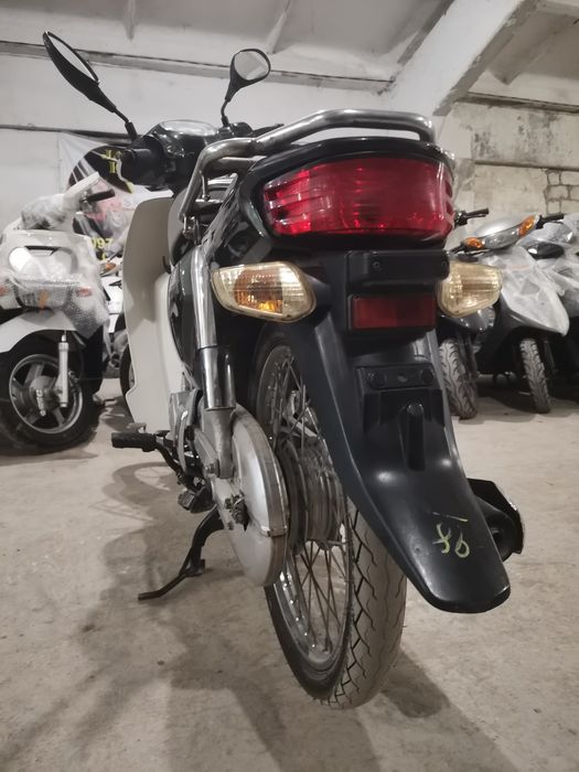 Honda Super Cub AA 04 Склад