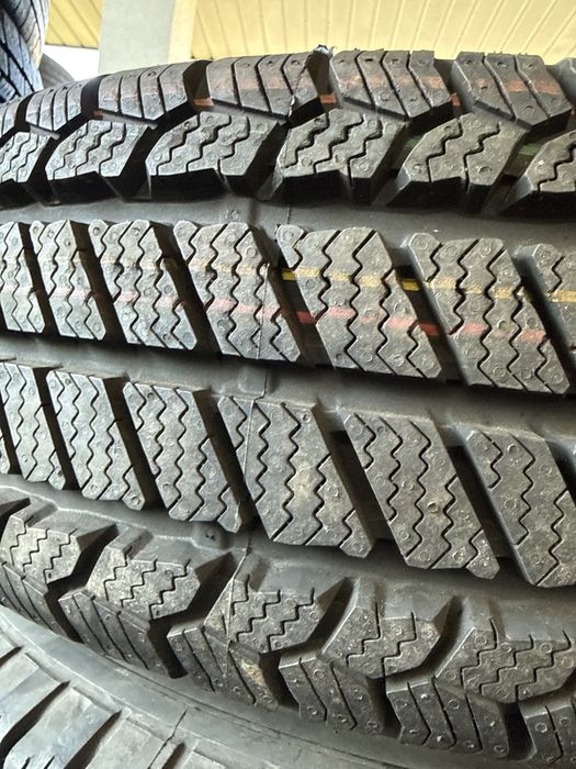 Запаска 205/65/16с r16c Barum зимня диск 5/112 vito