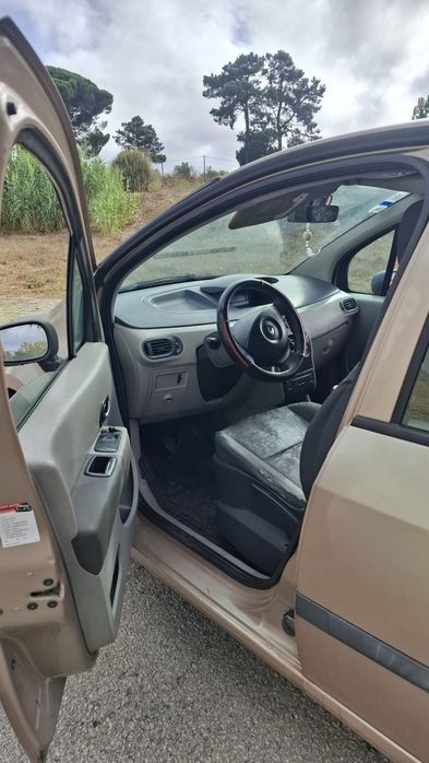 Vendo Renault Modus 5 portas foto 5