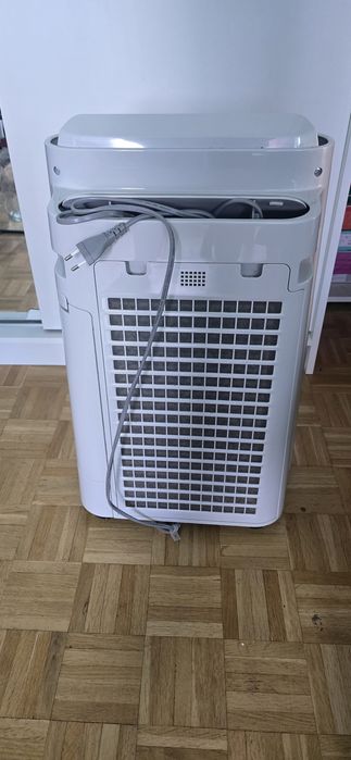 Oczyszczacz powietrza Sharp UA-HD40E-L z nawilżaniem