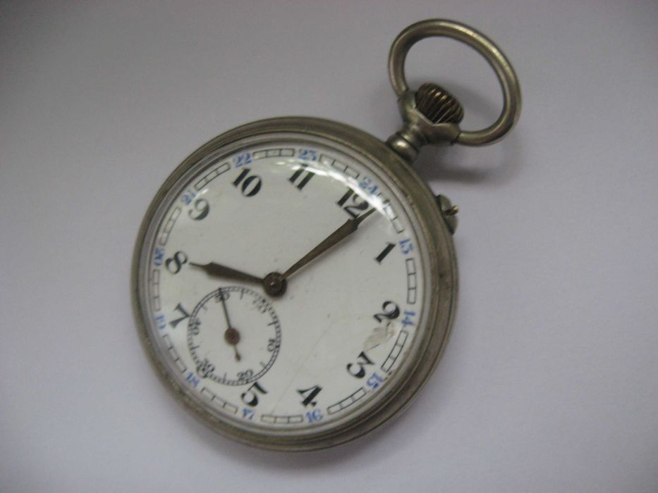 Stary zegarek kieszonkowy