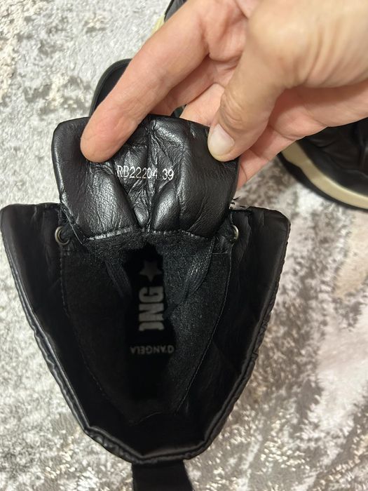 Демисезонные ботинки на девочку