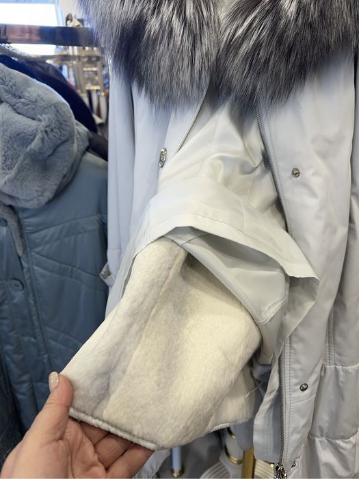 Женск. удл.куртка на крол. подстежке. Нов.