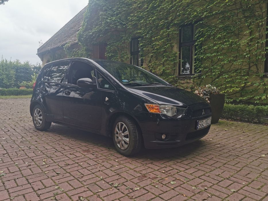 Mitsubishi colt czarny
