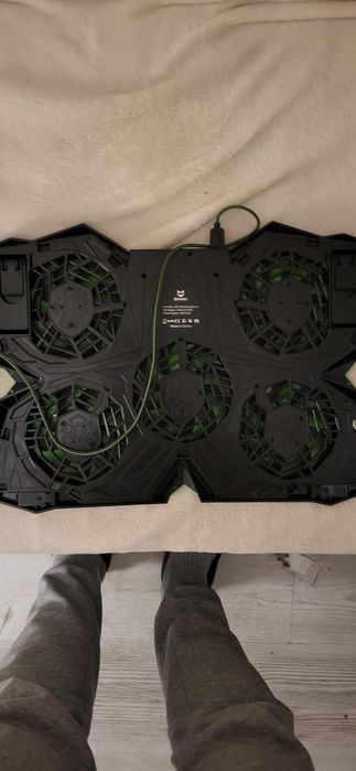 podkładka chłodząca(do laptopa) stan dobry, okazja