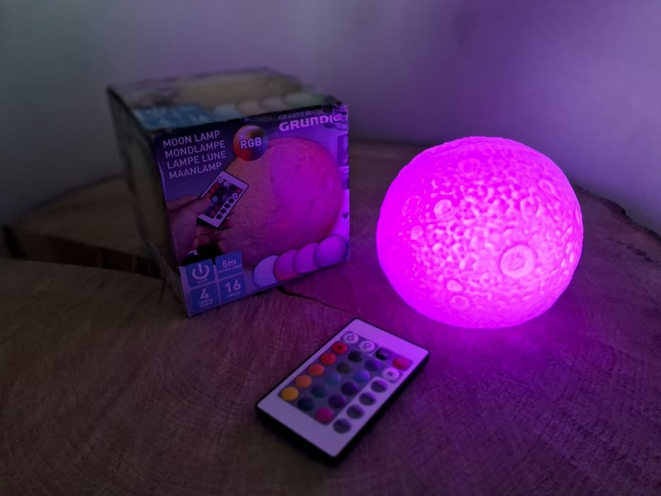 Світильник нічник RGB місяць Grundig Германія