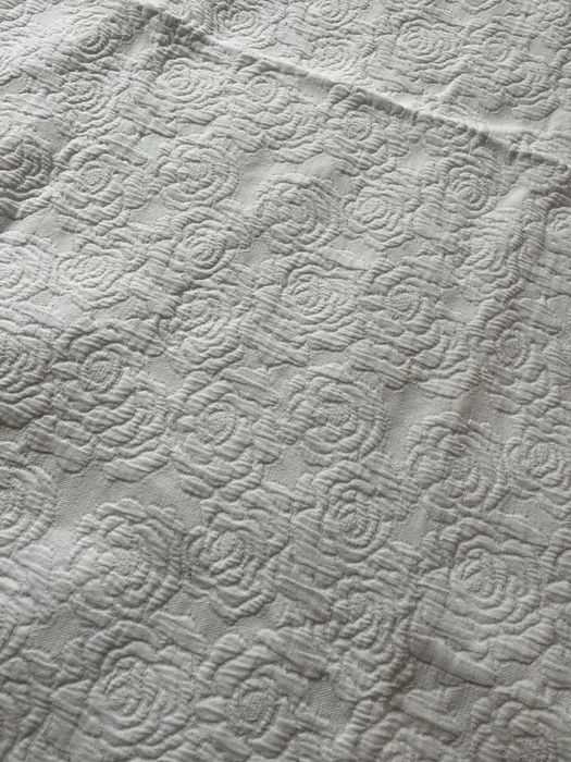 Cudna portugalsa narzuta na łóżko shabby chic