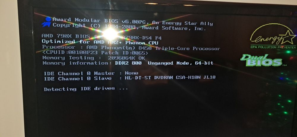 Komputer stacjonarny dla niewymagających lub na części