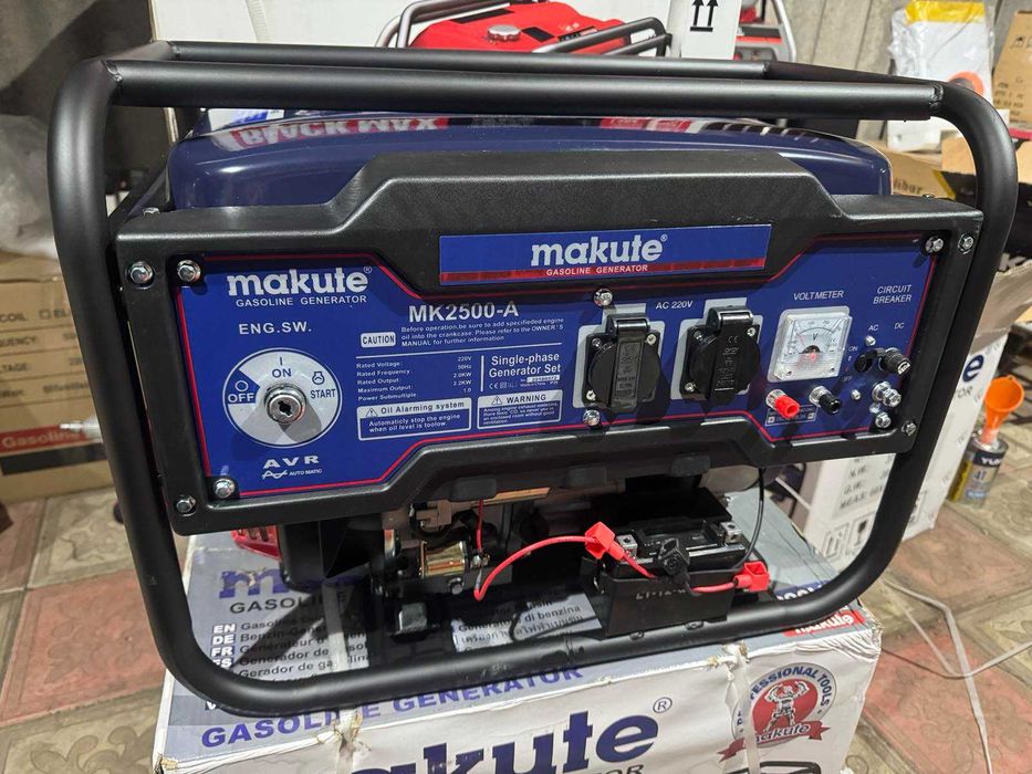 Генератор Makute MK-2500 с электростартером