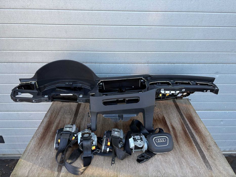 Audi A4 b9 konsola kokpit airbag pasy zestaw oryginał