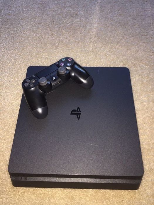 Playstation 4 slim com comandos negociavel