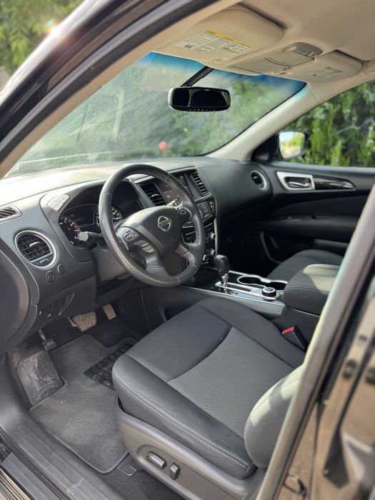 Nissan Pathfinder 2017 VIN 5N1DR2MM4HC901667 фото оголошення 16 з 19