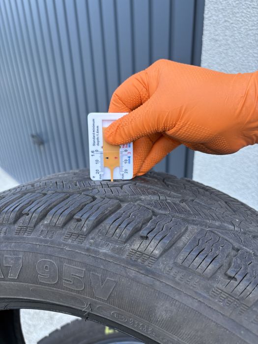 Sprzedam opony zimowe kormoran 205/55R17