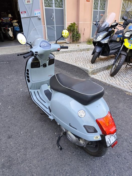 Vespa Piaggio GTS 300