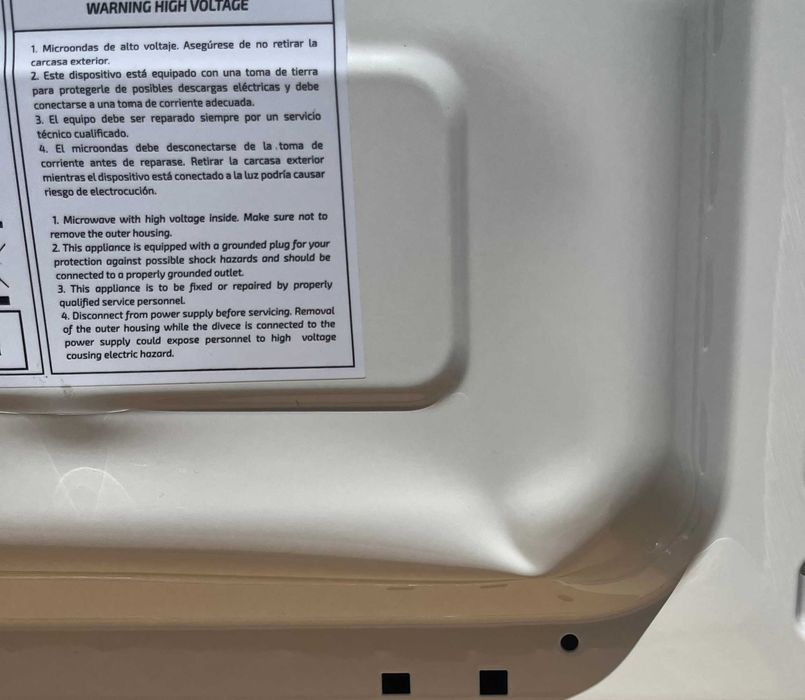 Kuchenka mikrofalowa Cecotec ProClean 2010 20L