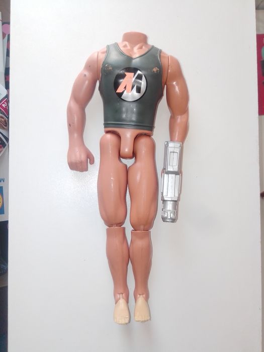 Action Man vários modelos para reaproveitar. Tudo 12€.