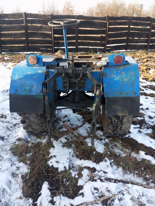 Продається саморобний трактор без мотора