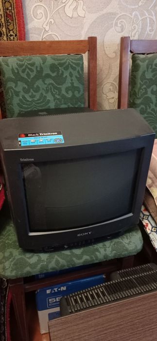 Телевізор sony,справний.