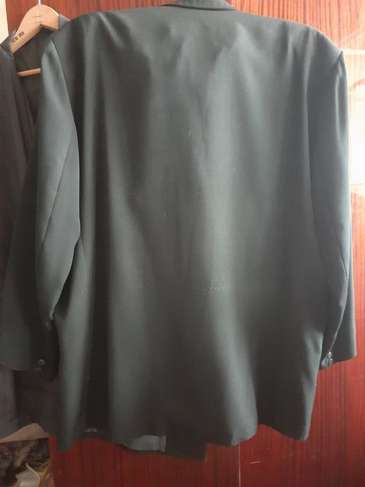 Костюми класичні, піджак шкіряний