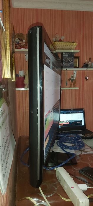 Телевізор JVC 46"